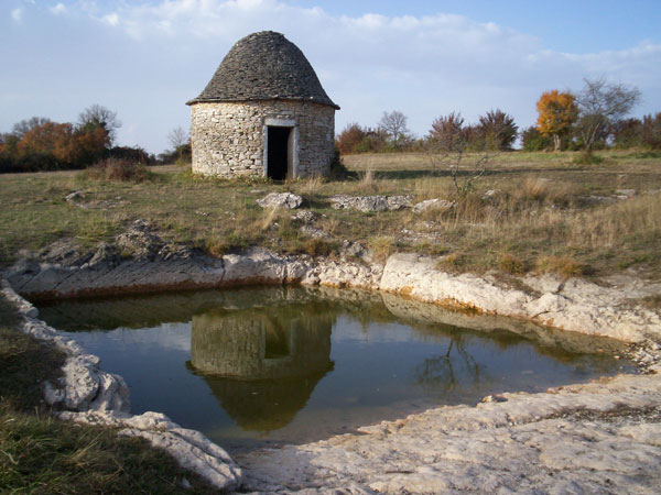 Saint Namphaise and his lakes